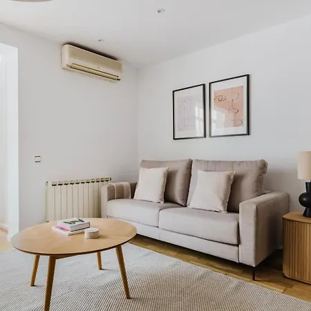 Blueground De Gracia Ac Wd Nr Park Bcn-176 Appartement